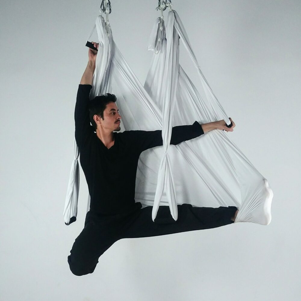 Aerial Yoga Swing Antigravity with adjustable stirrups - Image 9