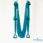 antigravity swing with stirrups, Amaca di yoga aereo con maniglie, Columpio de yoga aéreo