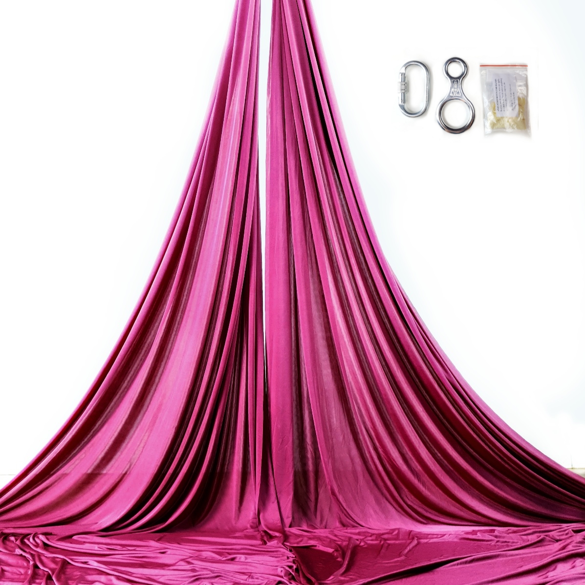 maroon aerial silks for performances, tessuti aerei amaranto, telas aéreas granate
