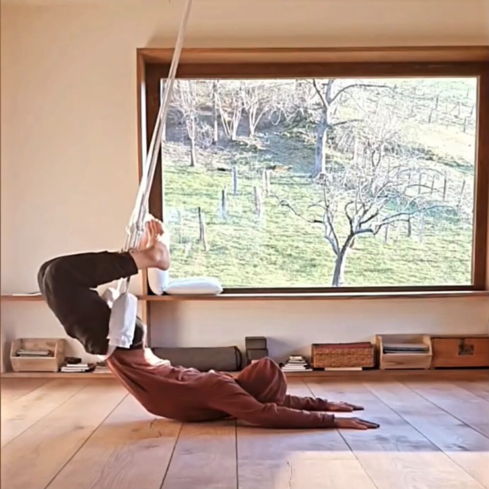 Adjustable Soft Bungee Hammock for Yoga, Mobility and Calisthenics - Image 5