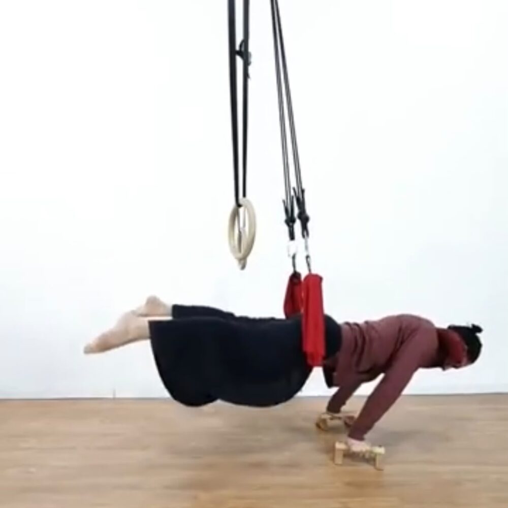 Adjustable Soft Bungee Hammock for Yoga, Mobility and Calisthenics - Image 8